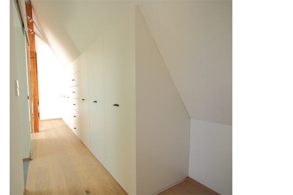 Büroküche E. in Renningen VORHER - NACHHER: 
Aus einer kleinen, nicht sehr ansprechenden Funktionsnische ...